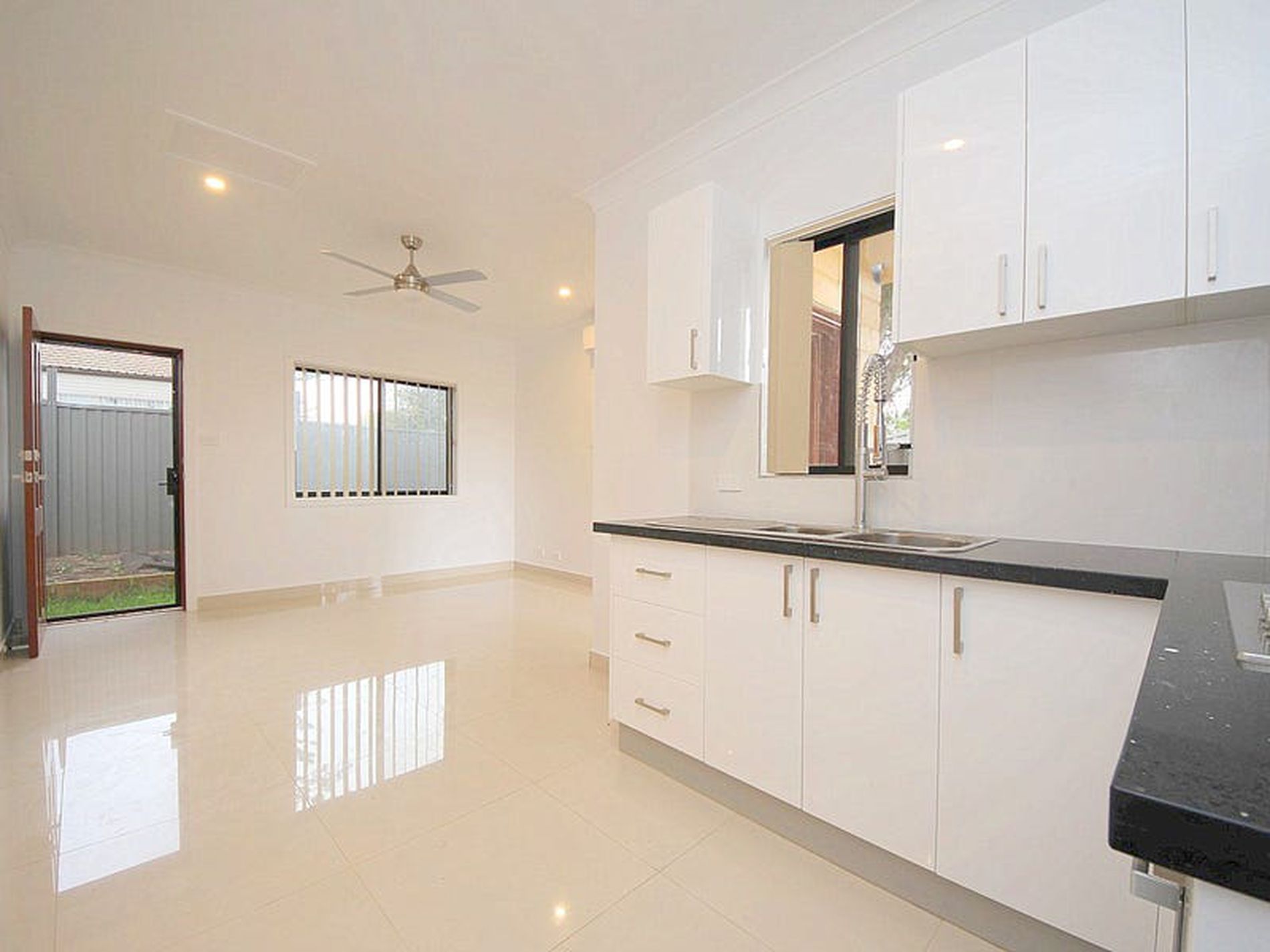 18A Defoe Street, Wiley Park