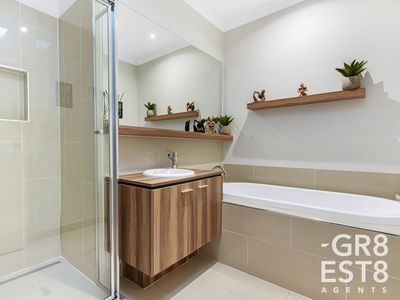 1 Fortuna Crescent, Cranbourne West