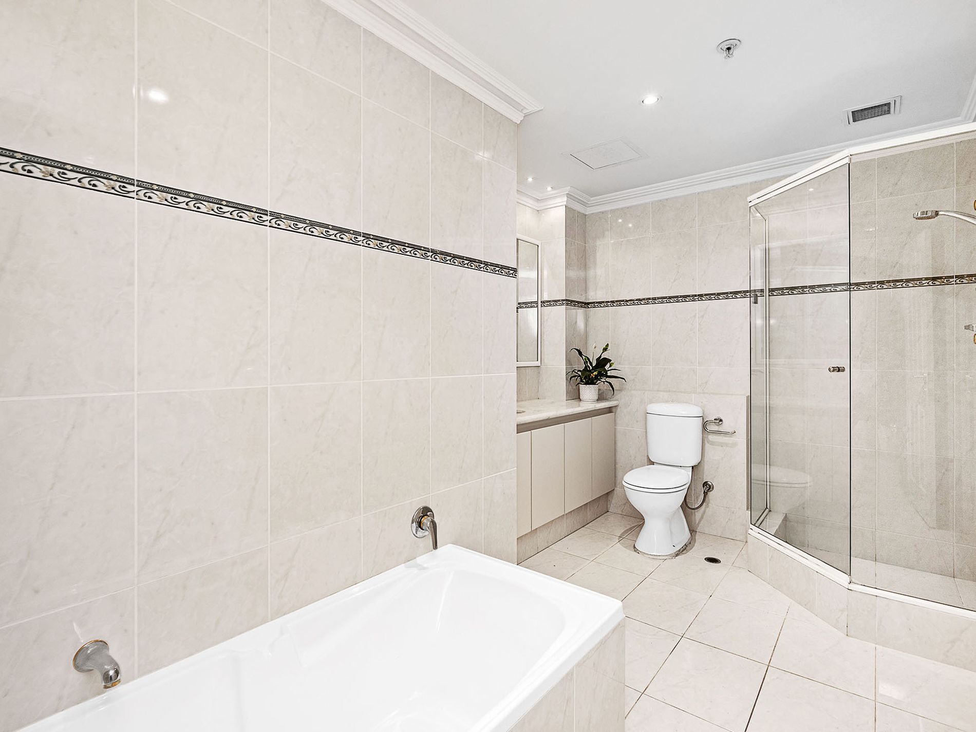 401 / 2 St Georges Terrace, Perth