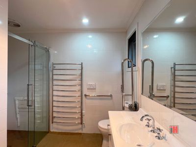 52 Rosemar Circuit, Viewbank