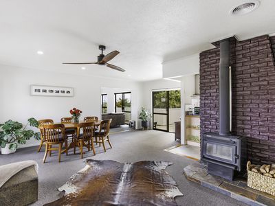24 Adam Sunde Place, Glen Eden