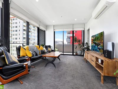 702 / 28 Burelli Street, Wollongong