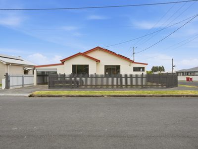 24 Winston Street, Mowbray