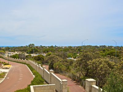 15 Tanami Way, Karrinyup