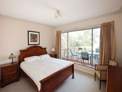 10 Mitchell Parade, Mollymook