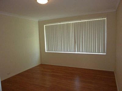 4 Avon Place, Forster
