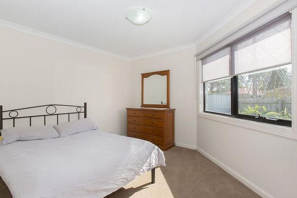 2 / 5 Green Avenue, Mulgrave