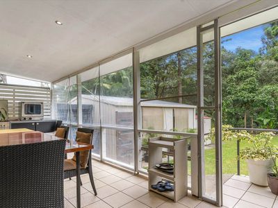 30 Rajah Road, Ocean Shores