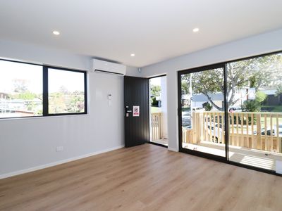 B / 4 Blue Gum Rise, Sunnyhills