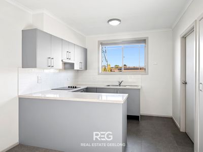 2 / 30 Burdoo Drive, Grovedale