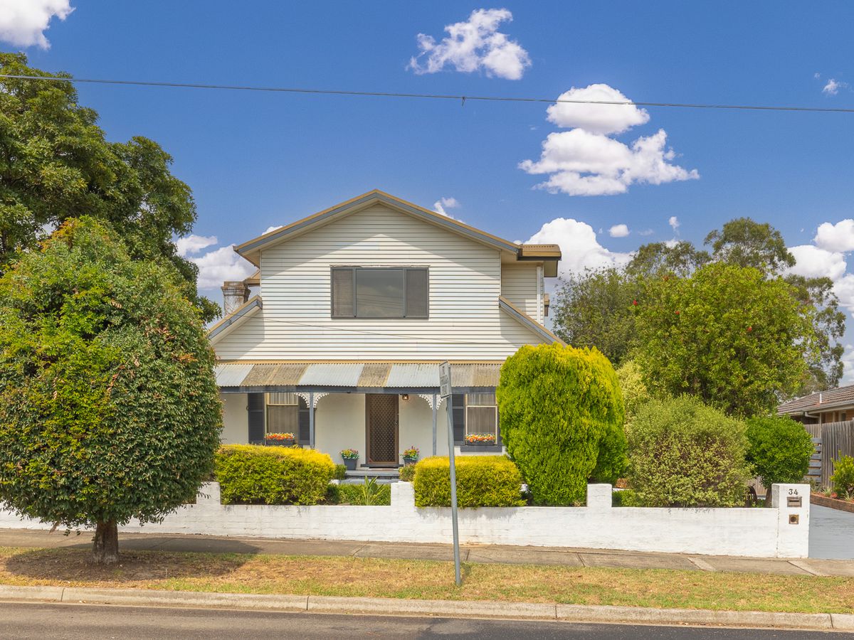 34 Sweeney Drive, Narre Warren