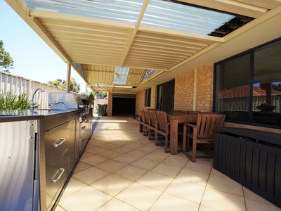 86 St Stephens Cres, Tapping