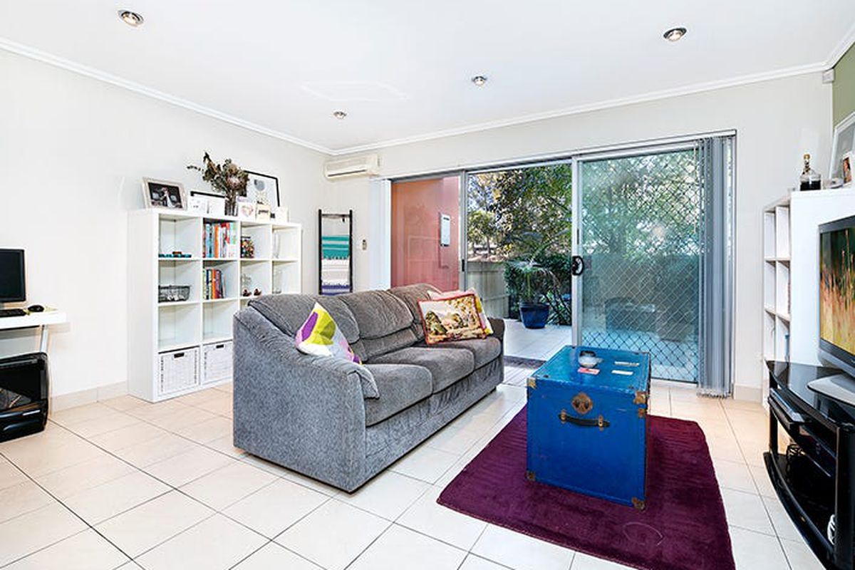 28 Marlborough Road, Homebush West