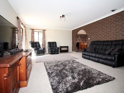 10 Wayside Court, Kelso