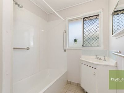 17 Starling Crescent, Condon