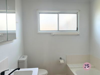 24 Quigley Road, Bolton Point