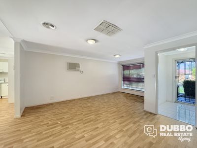 7 Kestrel Close, Dubbo