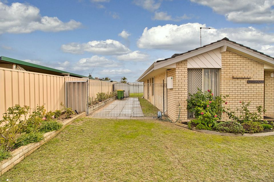8 Maitland Cl, Cooloongup