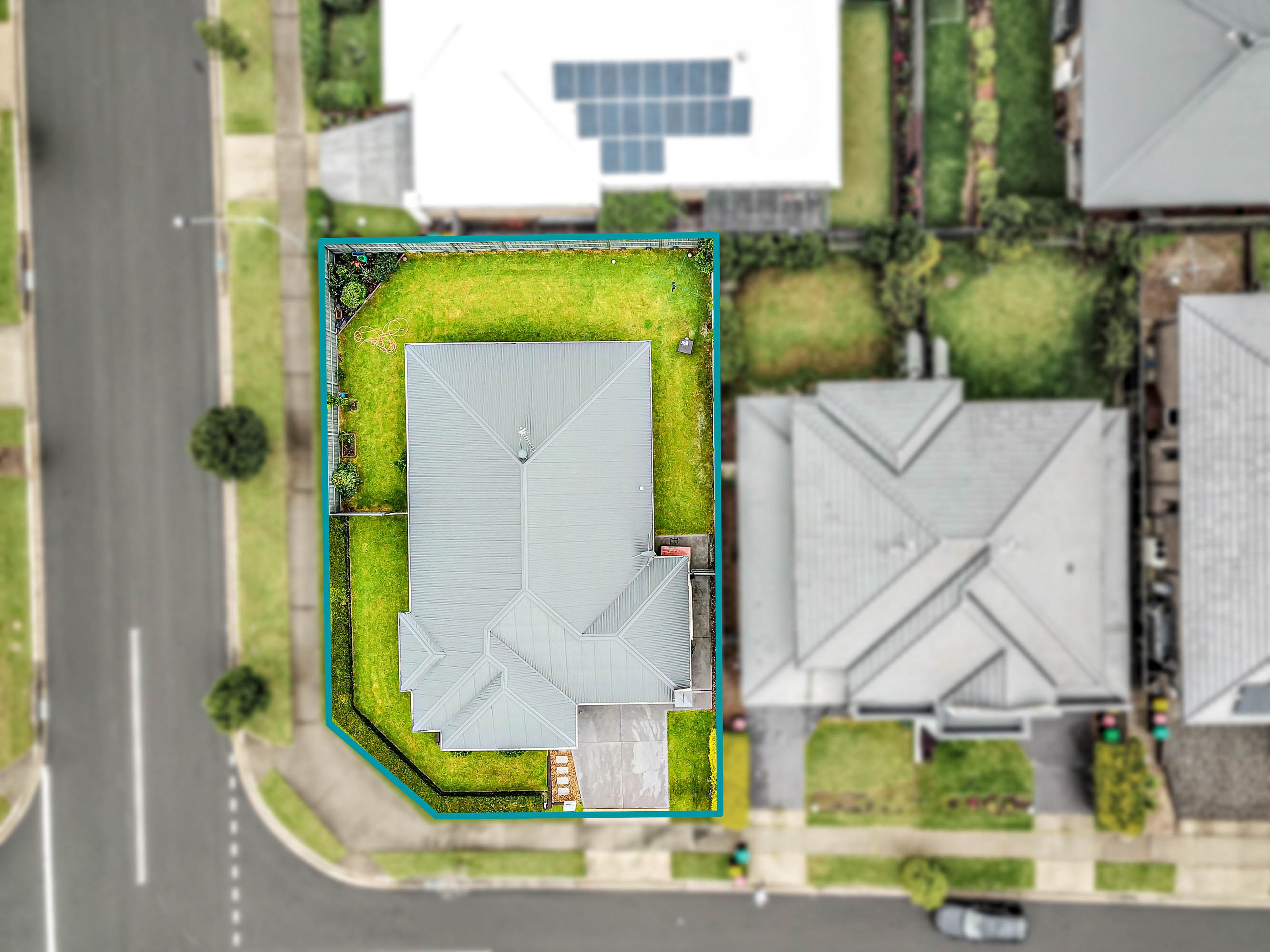 22 Barnea Avenue, CADDENS