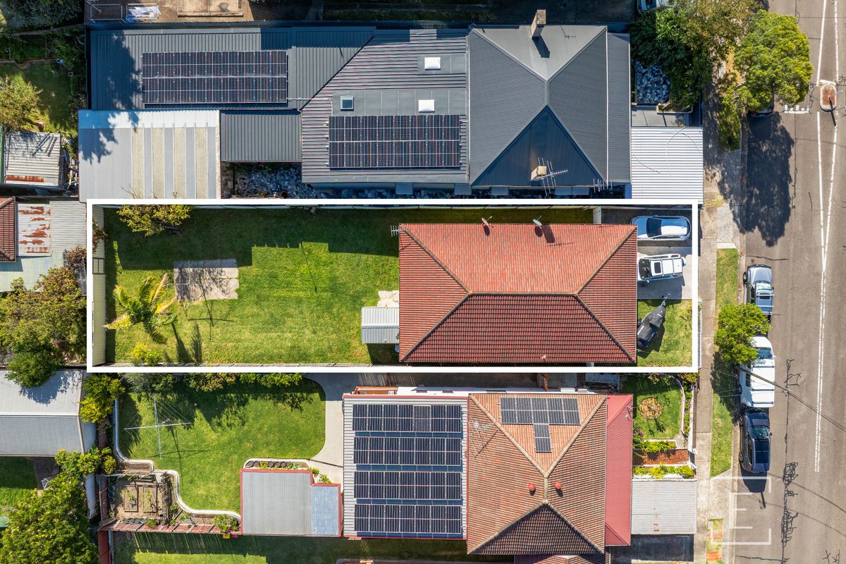 5 Flora Street, Roselands