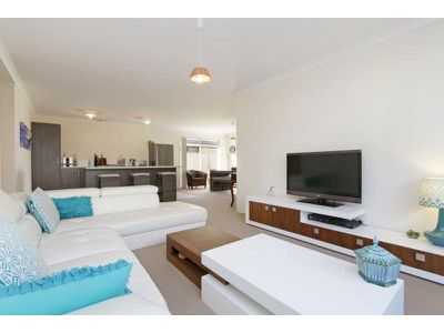 20 Terracina Parkway, Piara Waters