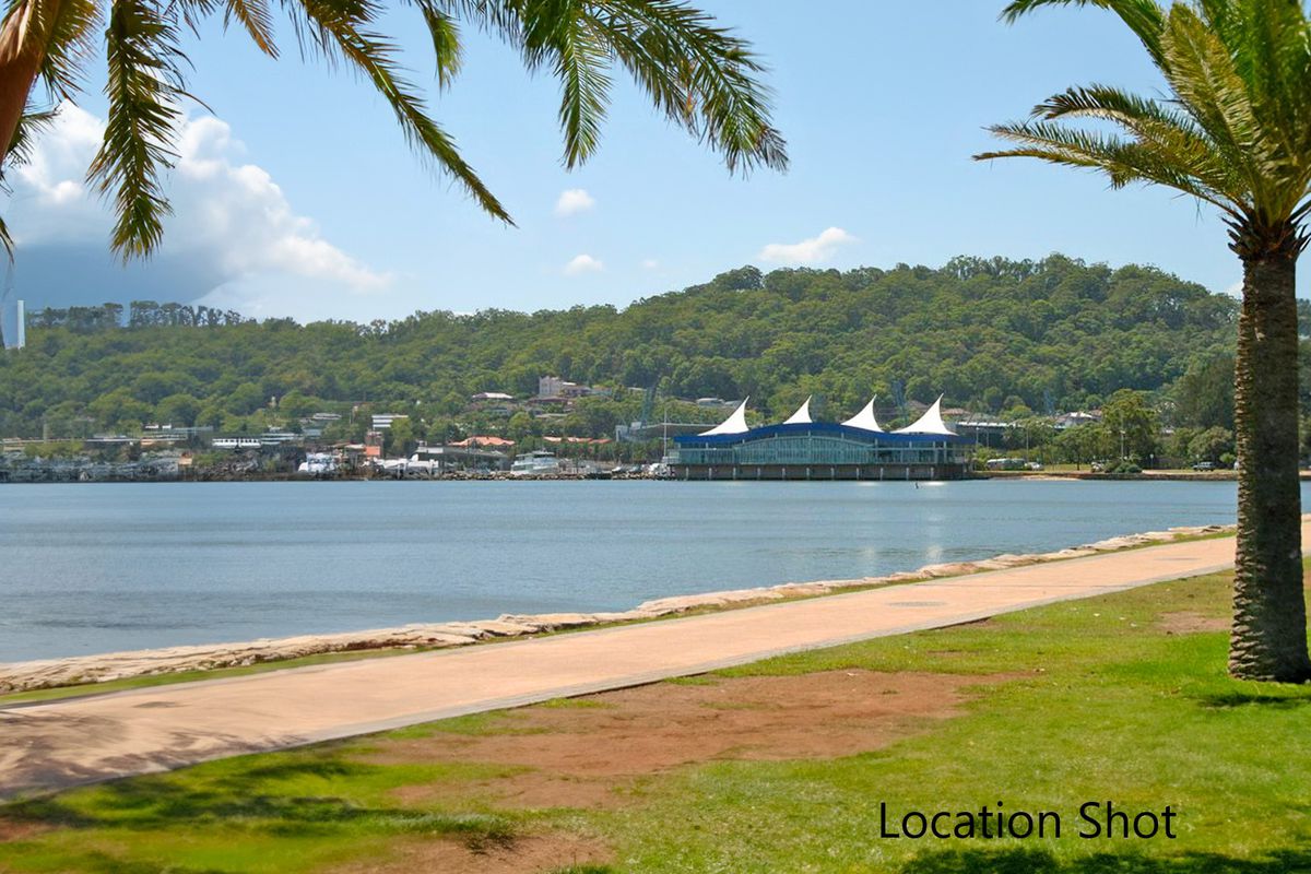 4 / 33 Central Coast Highway, West Gosford