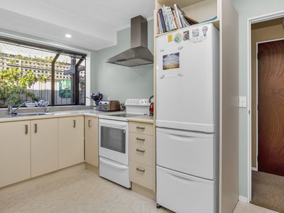 1 / 15 Pehi Kupa Street, Waikanae