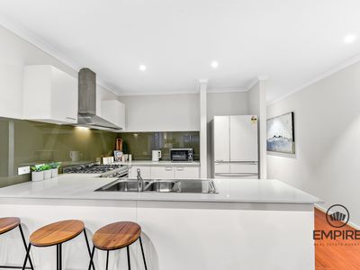 13 Grande Belmond Avenue, Clyde