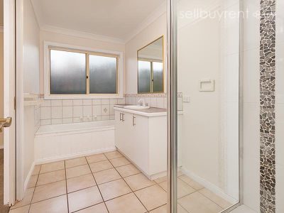 2 TYRRELL COURT, Wodonga