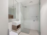 701 / 130 Dudley Street, West Melbourne