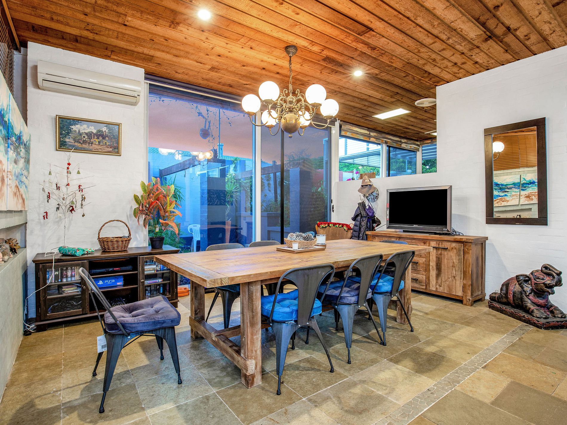 9 Lergessner Street, Biggera Waters