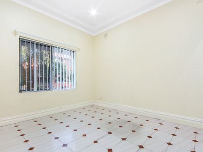 84 Warren Road, Marrickville
