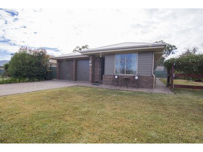 13 Javea Close, Dubbo