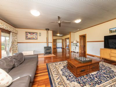 6R Harefield Road, Dubbo