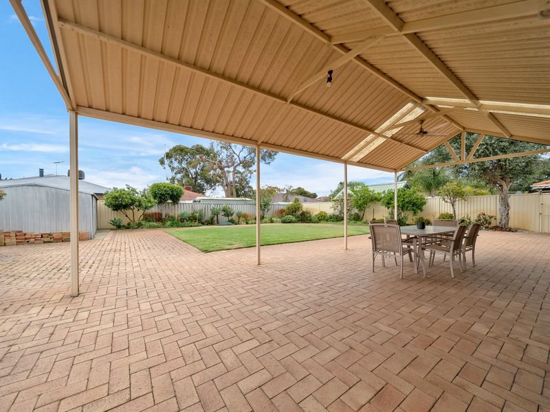 100 Bottlebrush Drive, Kiara