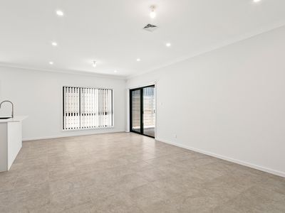 10 Lemon Gr, Stream Hill