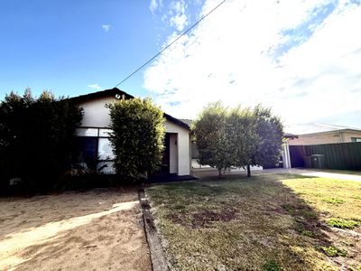 449 Wheelers Lane, Dubbo