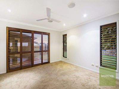 224 Riverside Boulevard, Douglas