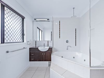 73 Abell Road, Cannonvale