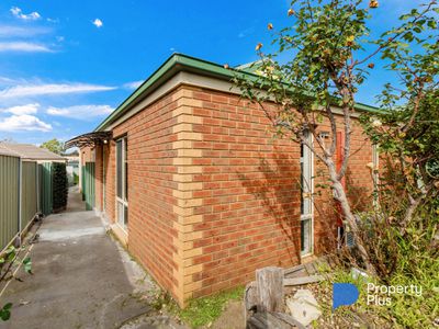 11 Allingham Street, Golden Square