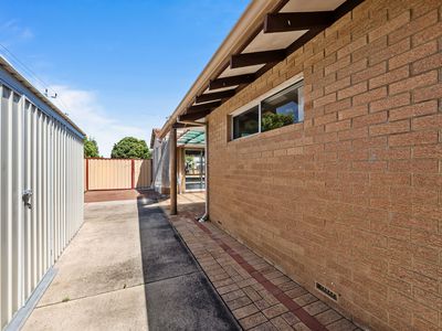 19 Iandra Loop, Willetton