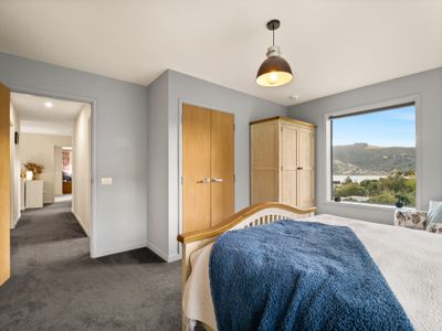 10 Glenfinlass Street, Company Bay