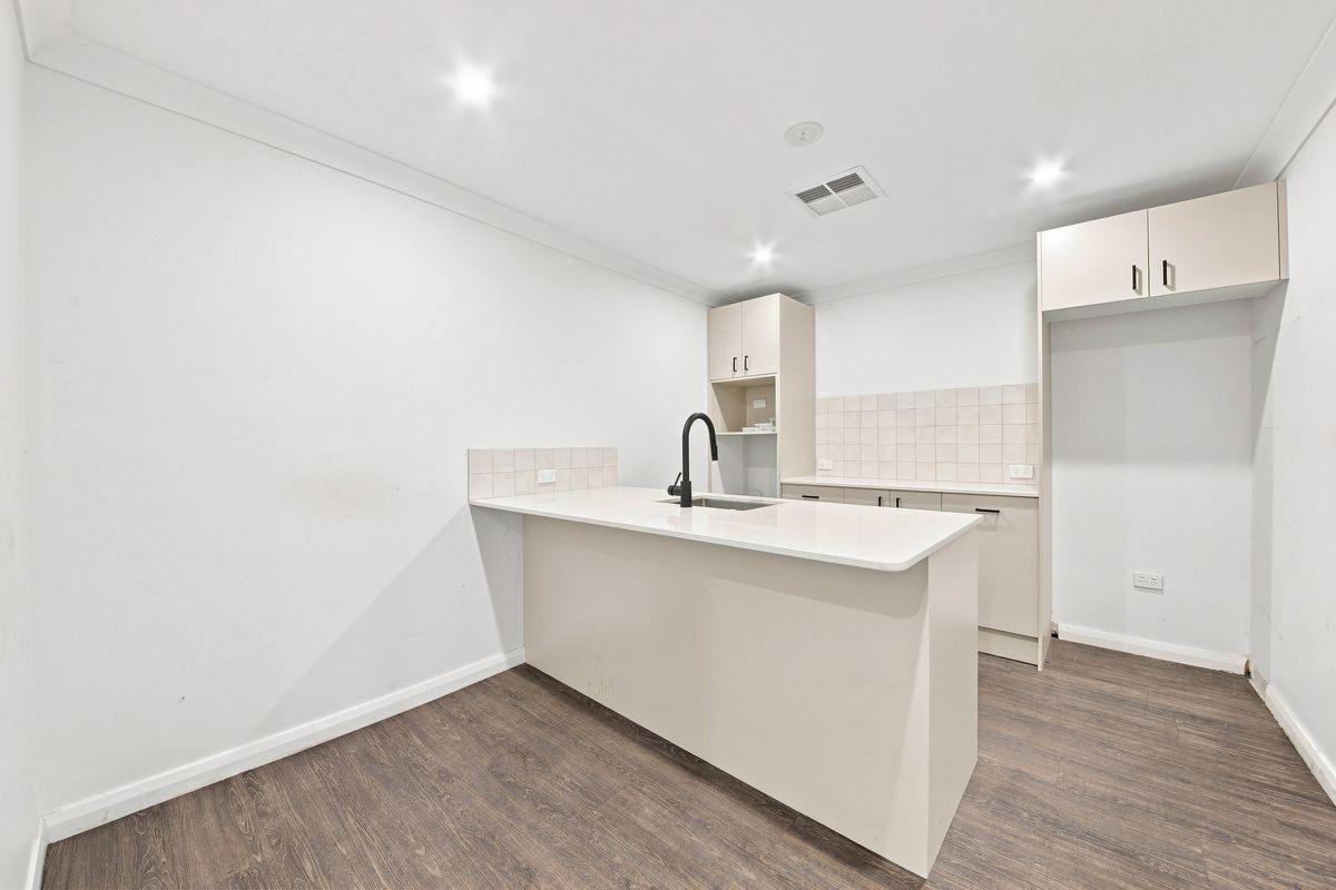 16 Ironbark Avenue, Camden