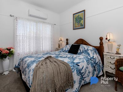 10 ARMSTRONG STREET, Charlton
