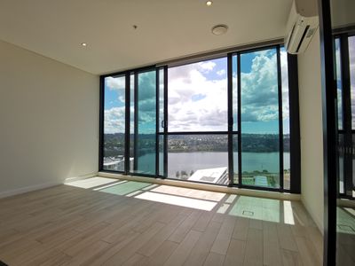 1405 / 17  Wentworth Place, Wentworth Point