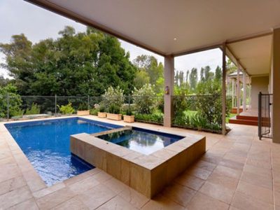 2 Bindi Court, Lavington