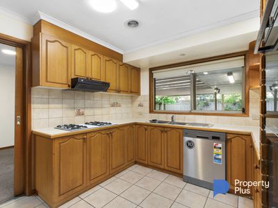 7 Hollywood Court, , Strathdale