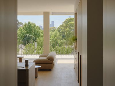 Luxury and Privacy: The Perfect Downsizing Residence in South Yarra