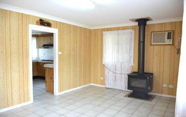 8 Collendina Road, Gwandalan