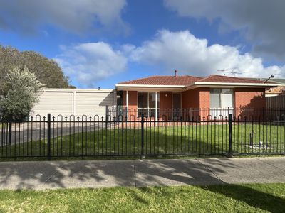 12 Jenolan Avenue, Grovedale